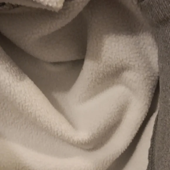 Buffalo Bills Hoodie - Picture 4 of 5